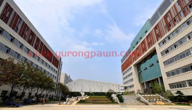 三年两届高考状元，你只知道江科附中收费贵？